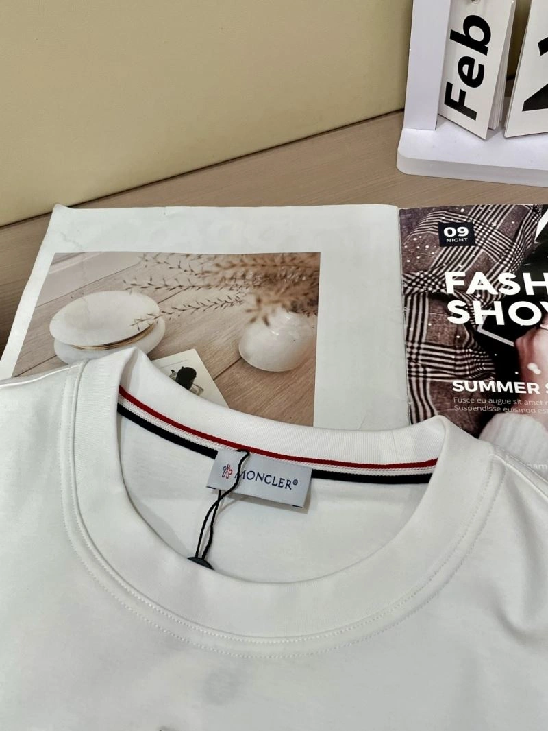 Moncler T-Shirts Trendsetting 141494
