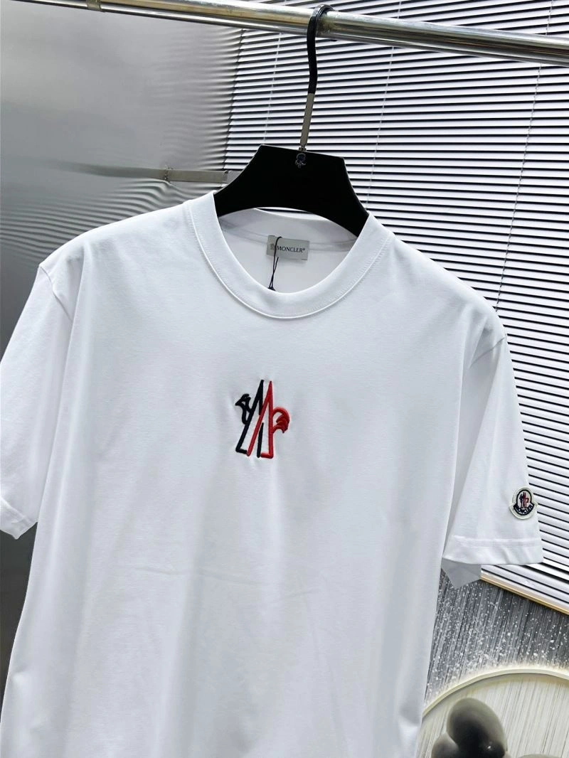 Moncler T-Shirts Thermal 141491