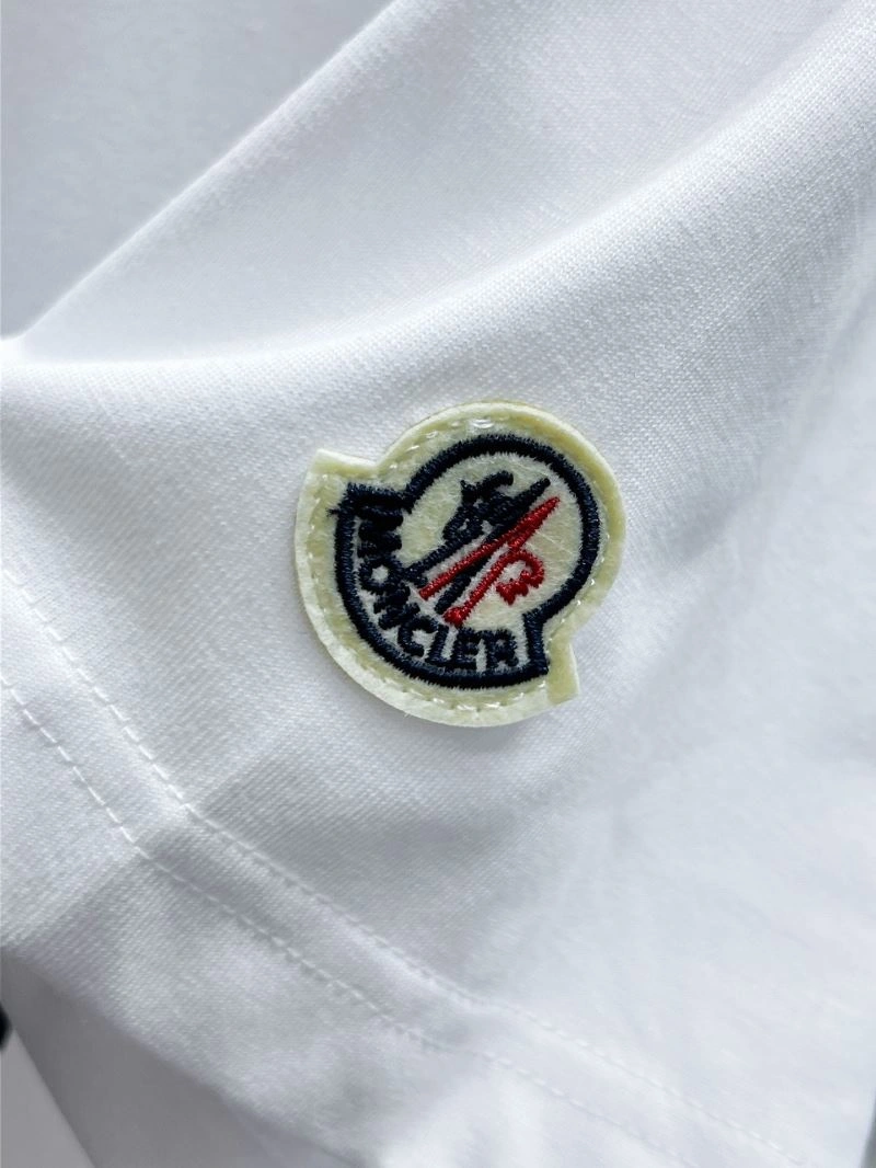Moncler T-Shirts Thermal 141491