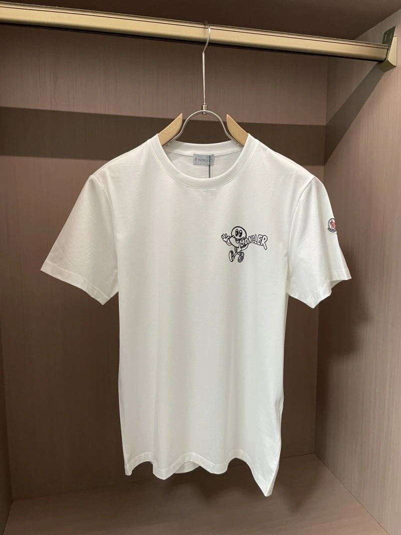 Cozy Moncler T-Shirts 141497