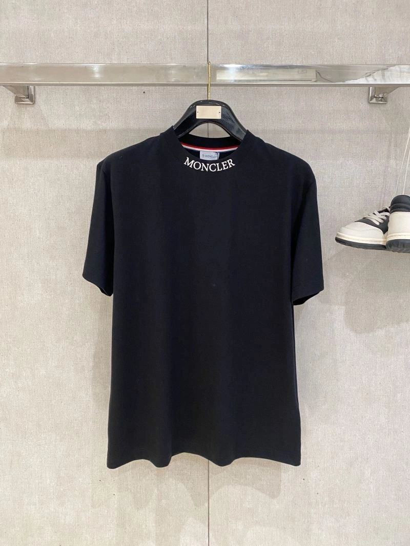 FlexibleFit Moncler T-Shirts 141484