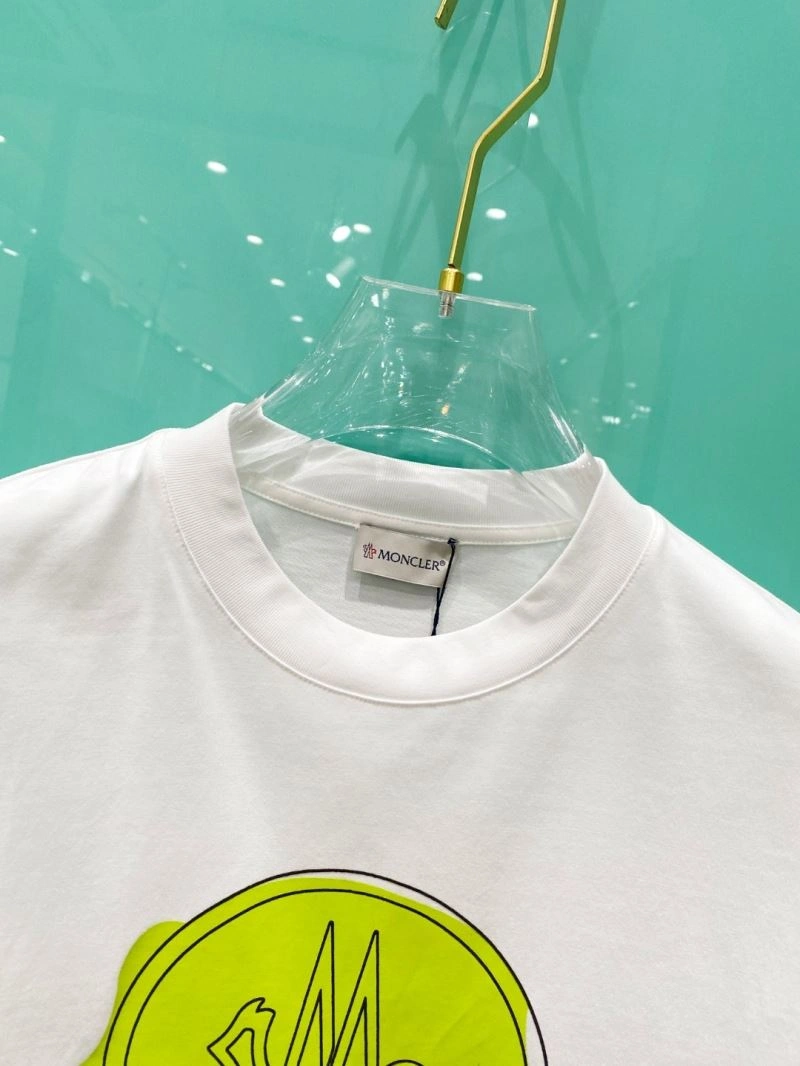 Bright Moncler T-Shirts 141478