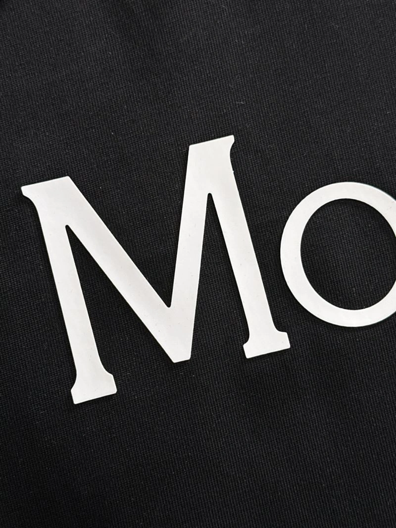 Moncler T-Shirts Practical 141470
