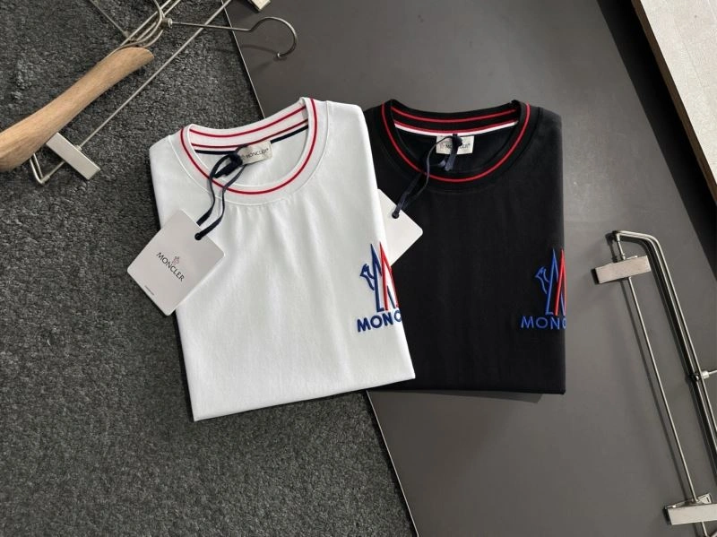 Moncler T-Shirts Durable 141472