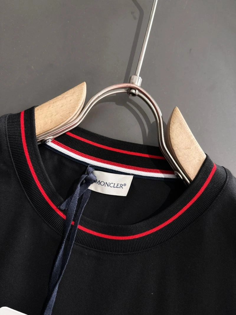 Moncler T-Shirts Durable 141472