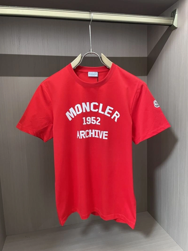 ComfortFit Moncler T-Shirts 141474