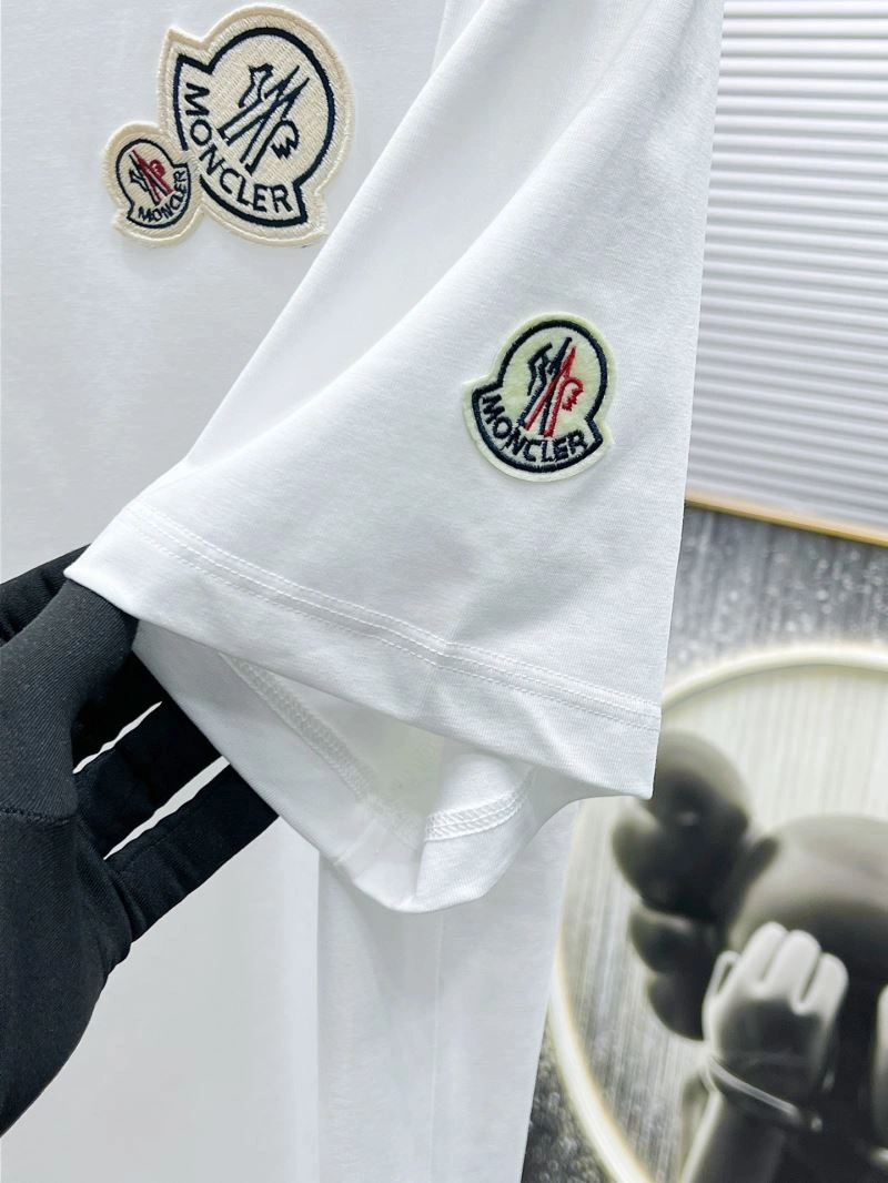 Soft Moncler T-Shirts 141469