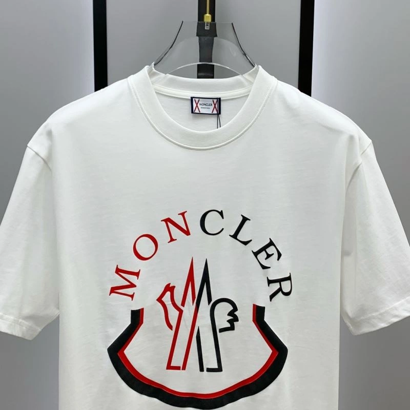 Classic Moncler T-Shirts 141473
