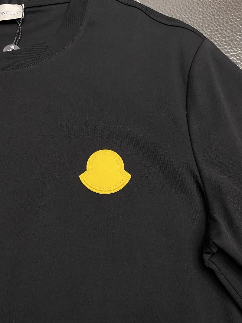 Moncler T-Shirts Practical 141476