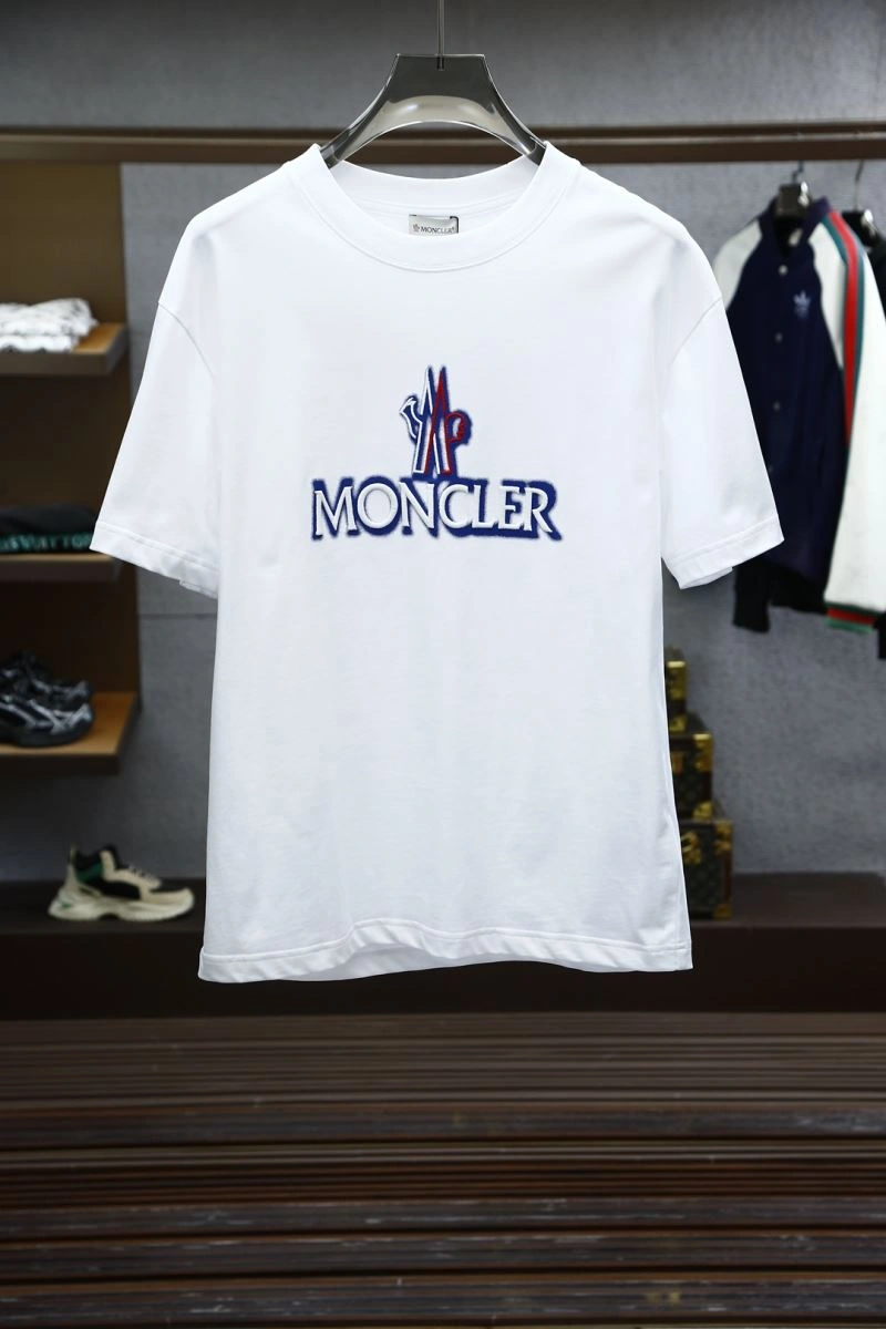 Moncler T-Shirts SmoothTexture 141452