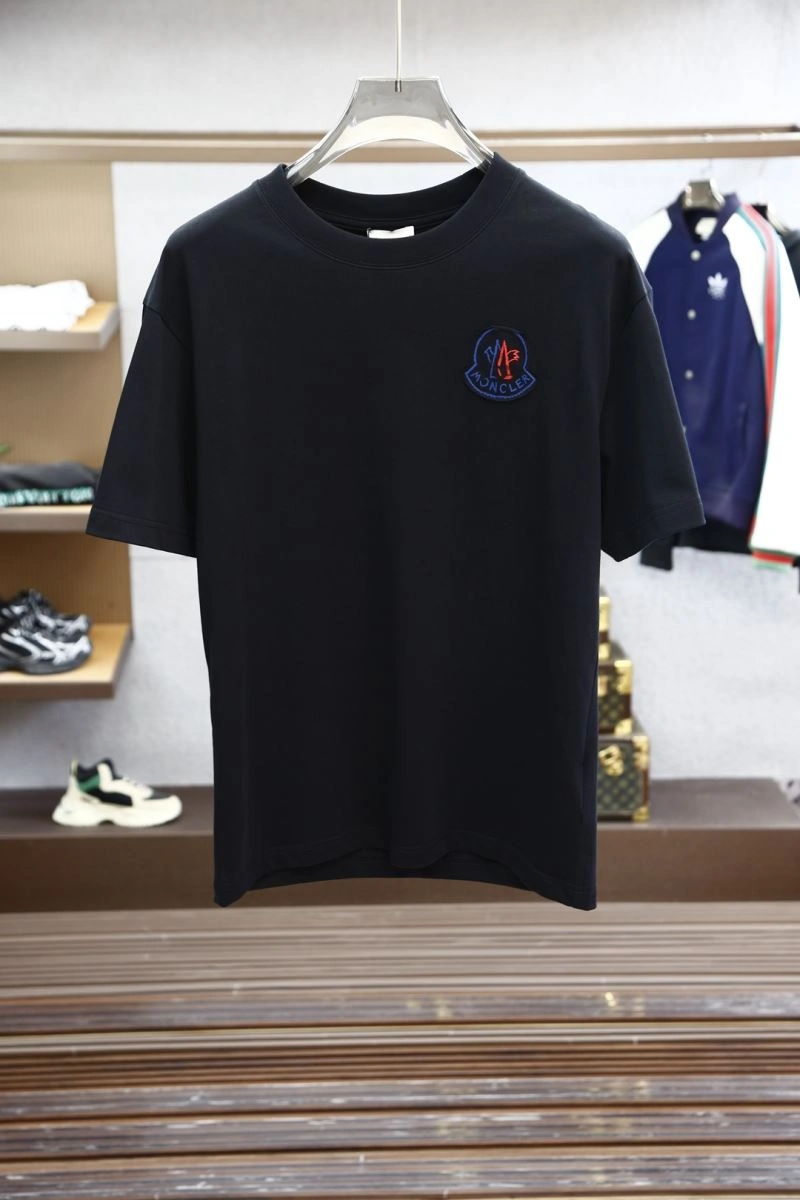 Moncler T-Shirts Neat 141448