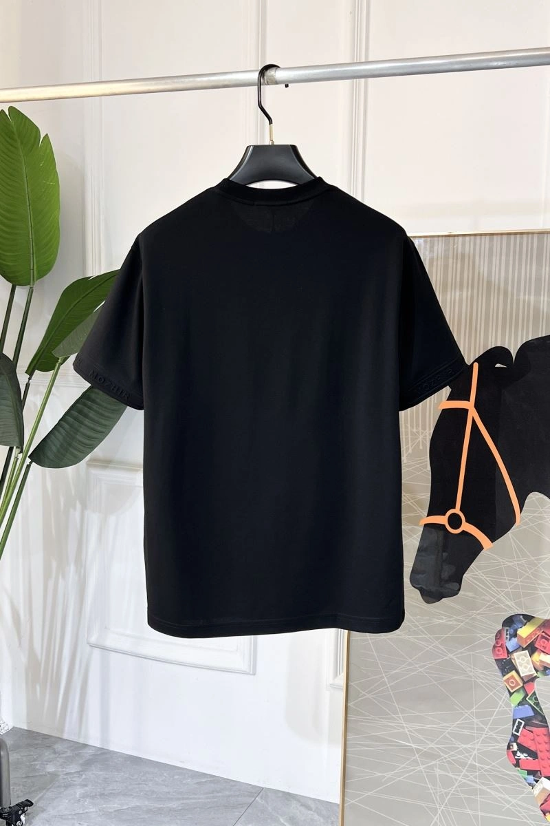 Moncler T-Shirts Classic 141458