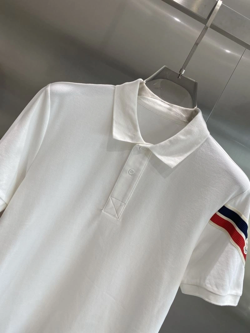 Tailored Moncler T-Shirts 141443