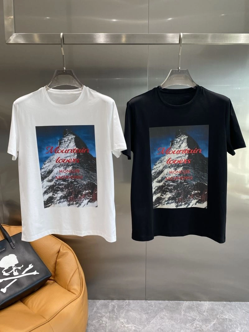 Minimalist Moncler T-Shirts 141438