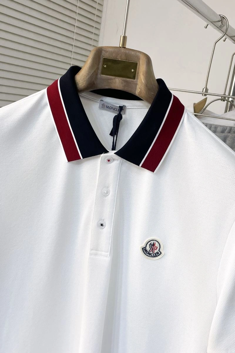 Moncler T-Shirts Sustainable 141445