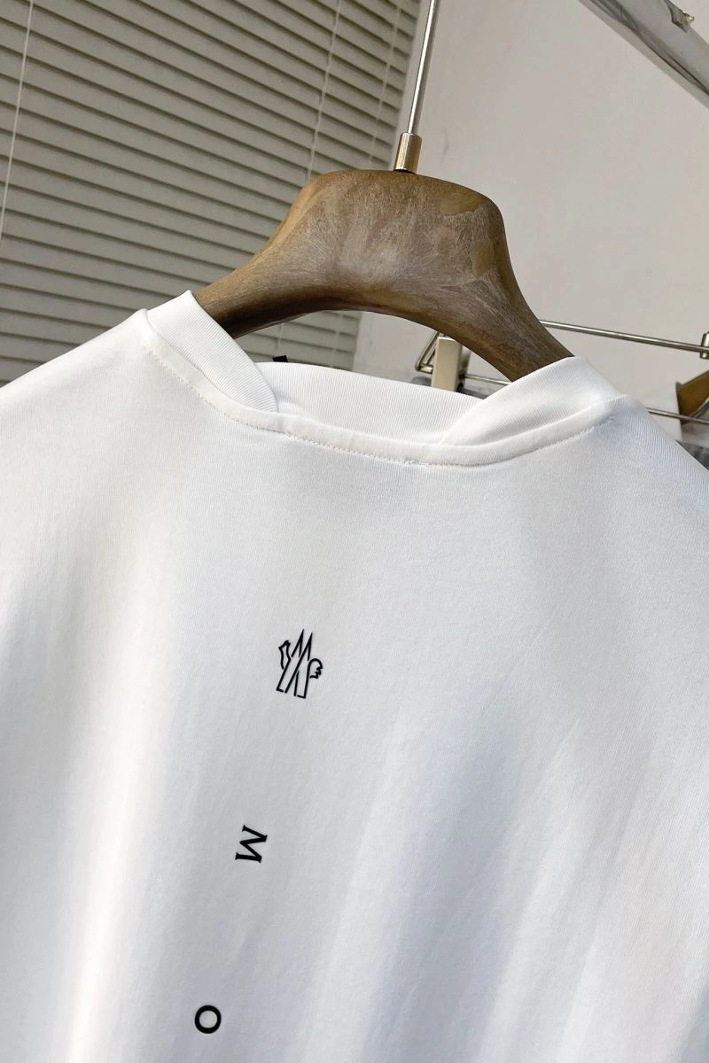 Comfortable Moncler T-Shirts 141451