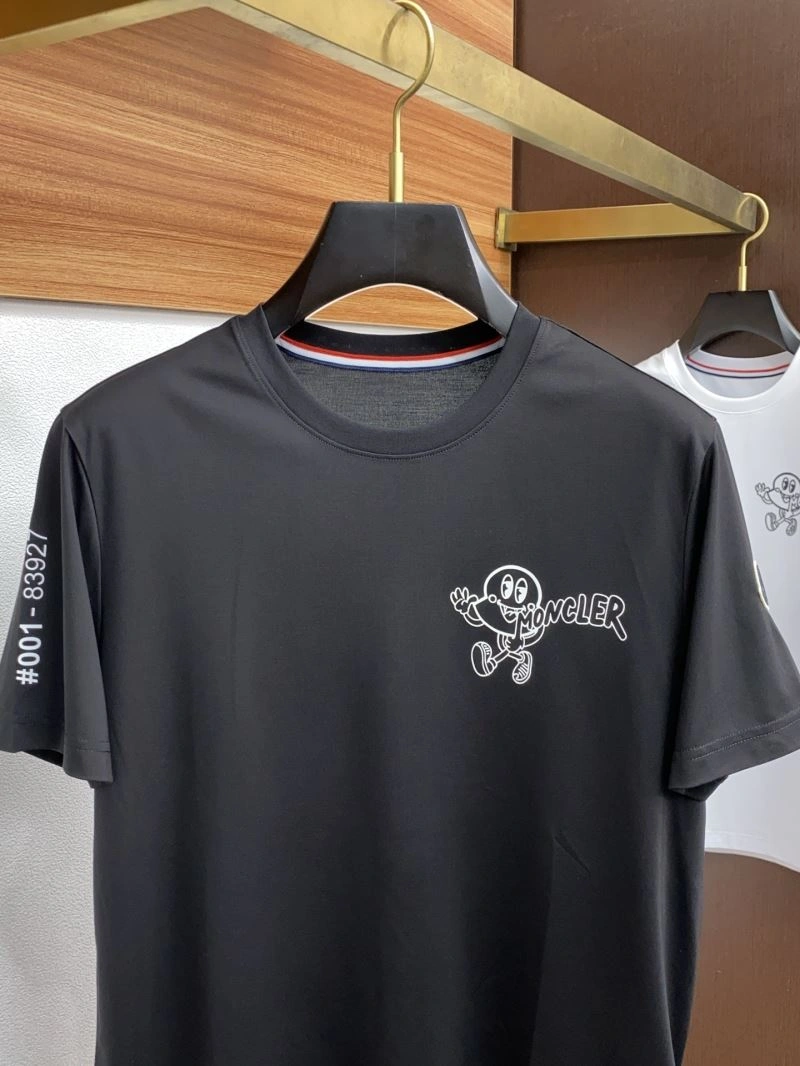 Moncler T-Shirts Breathable 141440