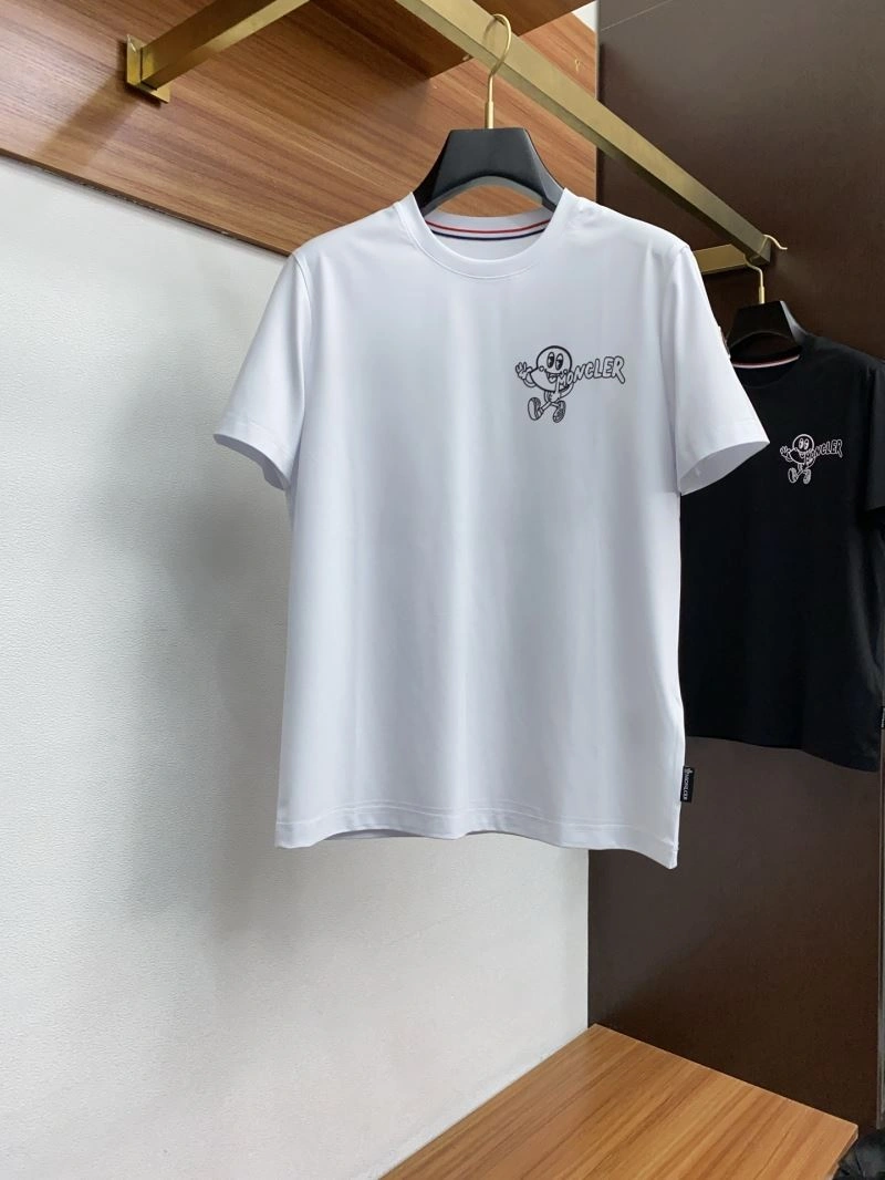 Compact Moncler T-Shirts 141430