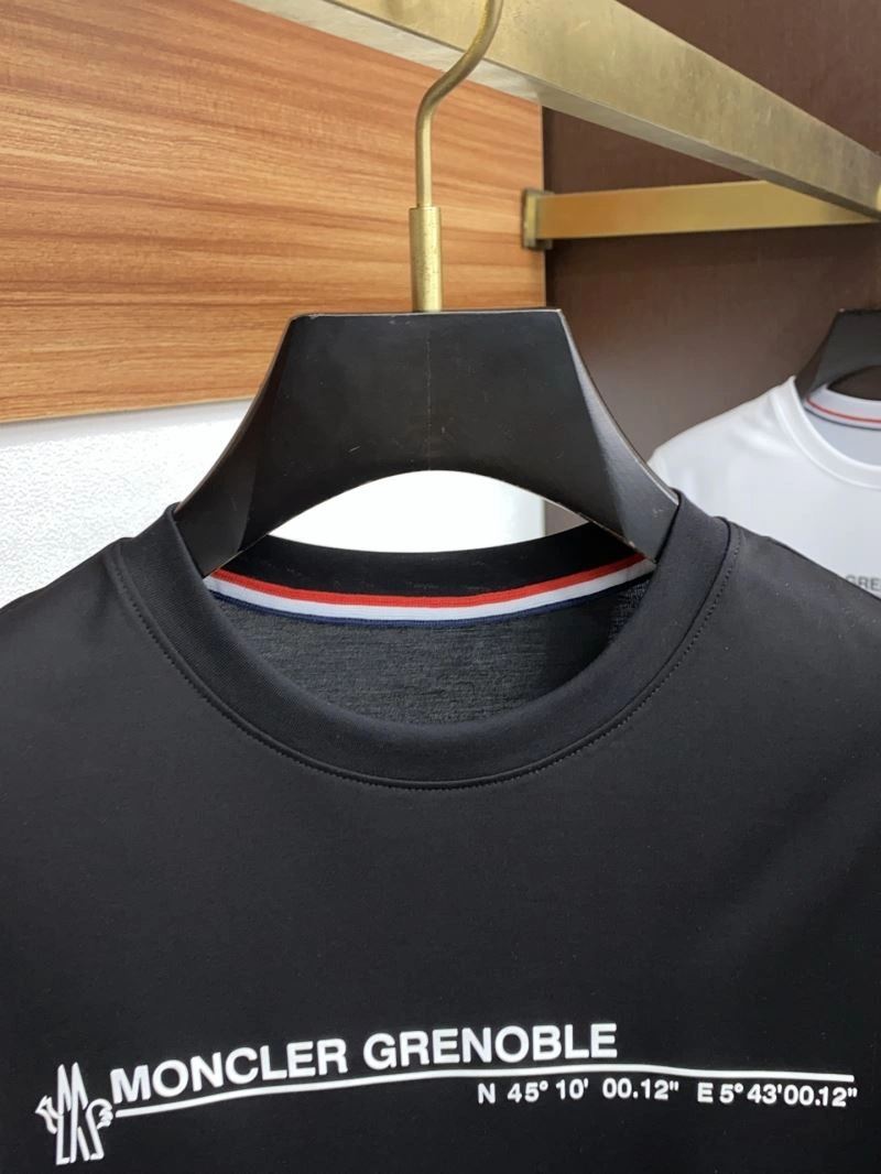 Moncler T-Shirts Chic 141428