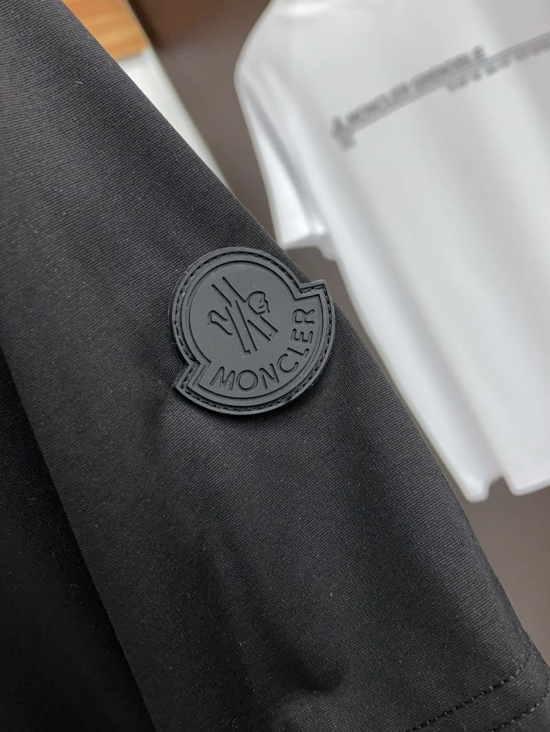Moncler T-Shirts Chic 141428