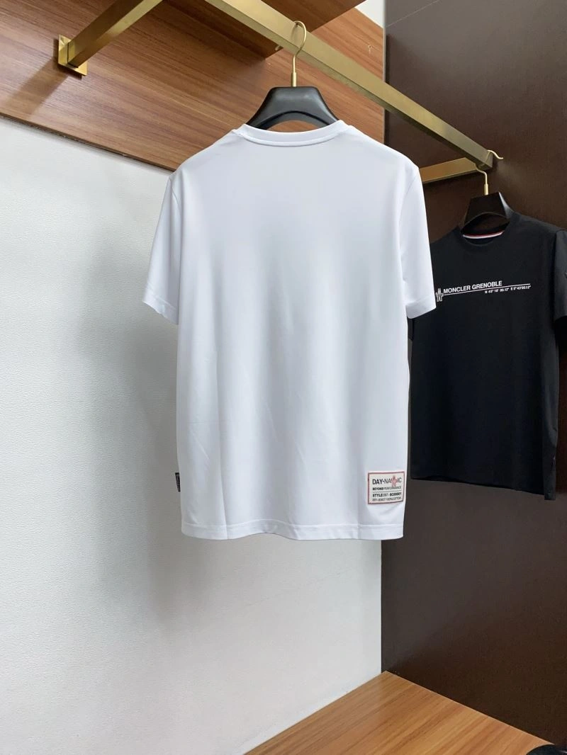 Lightweight Moncler T-Shirts 141427