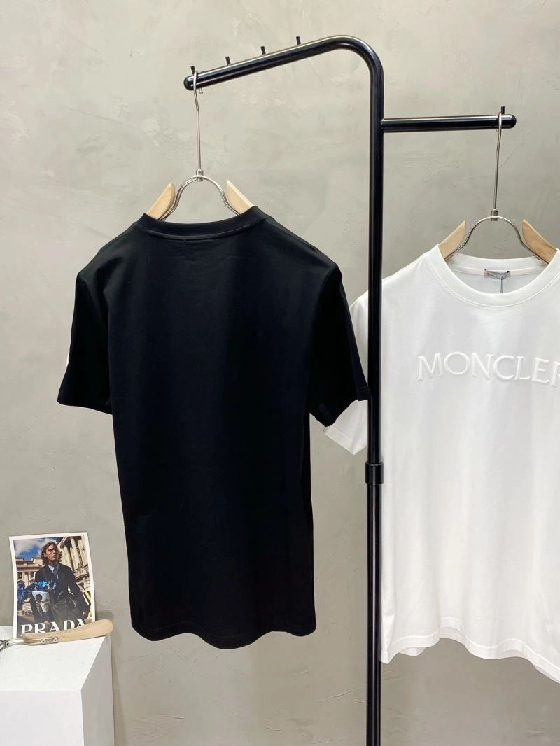 Moncler T-Shirts Casual 141426