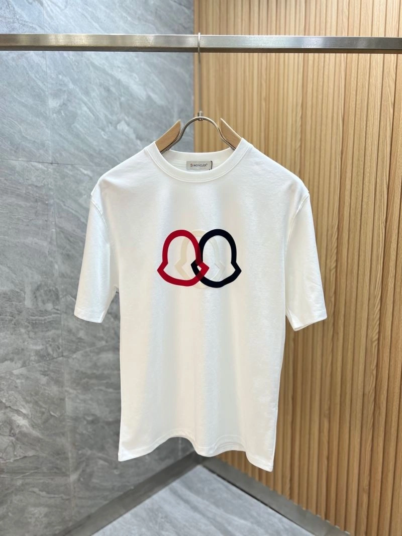 Moncler T-Shirts TimelessDesign 141425
