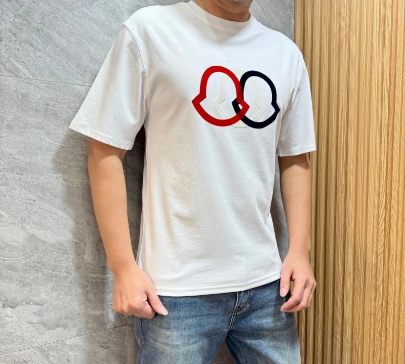 Moncler T-Shirts TimelessDesign 141425