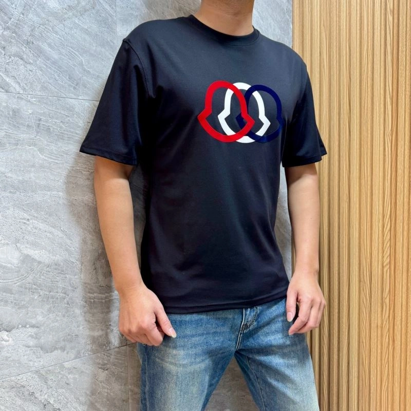 Moncler T-Shirts MultiPurpose 141431