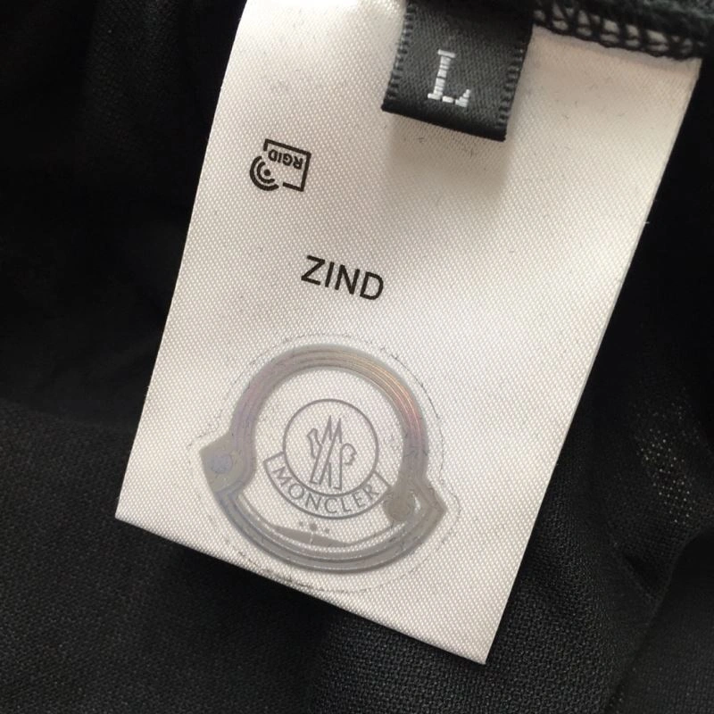 EyeCatching Moncler T-Shirts 141429