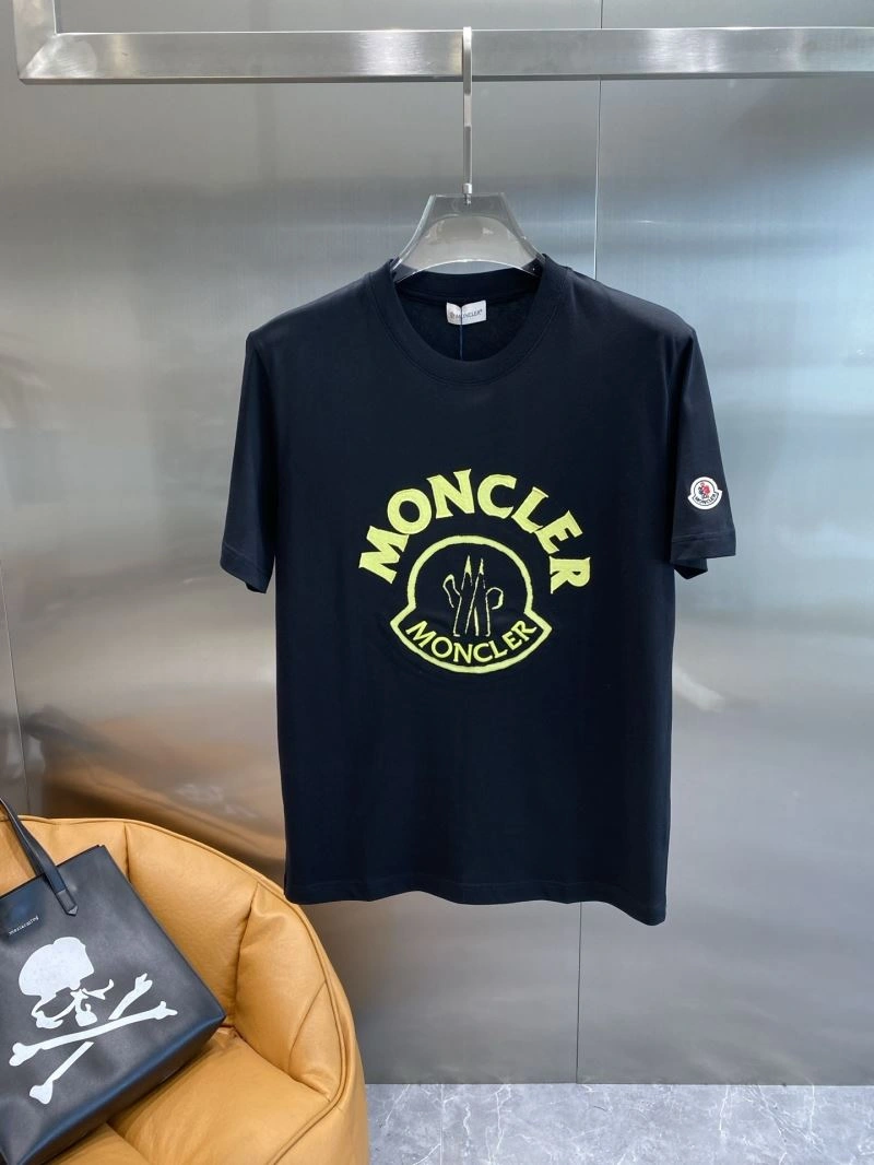 Trendy Moncler T-Shirts 141454