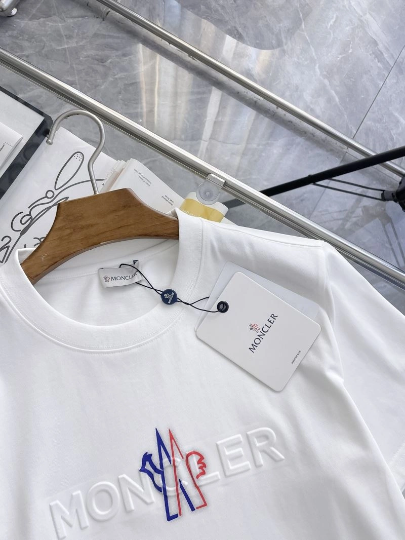 Bright Moncler T-Shirts 141406