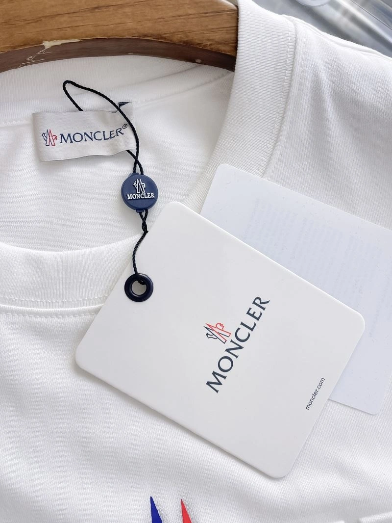 Bright Moncler T-Shirts 141406