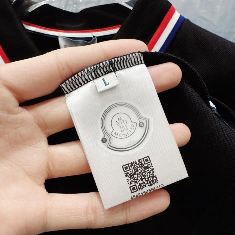 Moncler T-Shirts GoAnywhere 141414