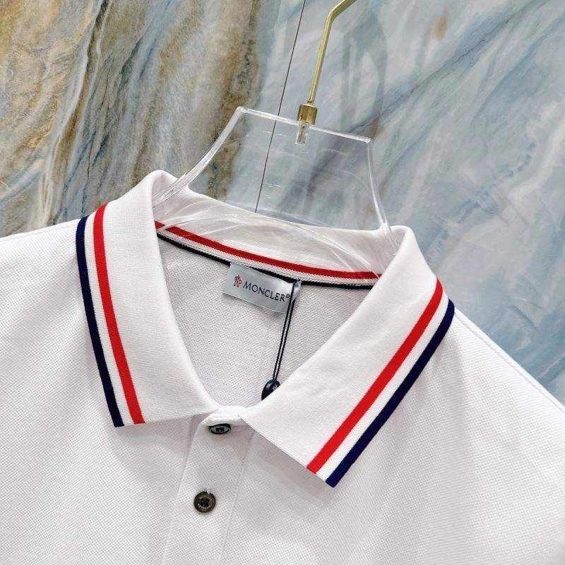 Premium Moncler T-Shirts 141419