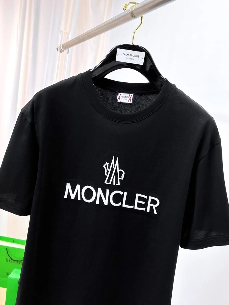 Functional Moncler T-Shirts 141410