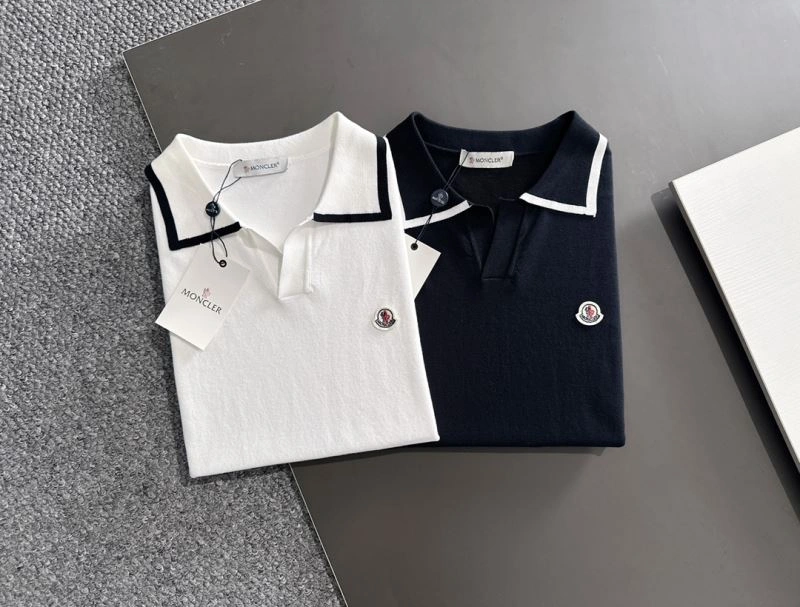 Moncler T-Shirts Refined 141408