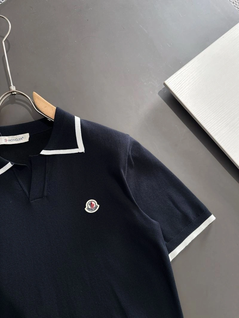 Moncler T-Shirts Refined 141408