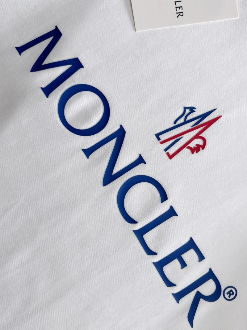 Moncler T-Shirts Attractive 141405