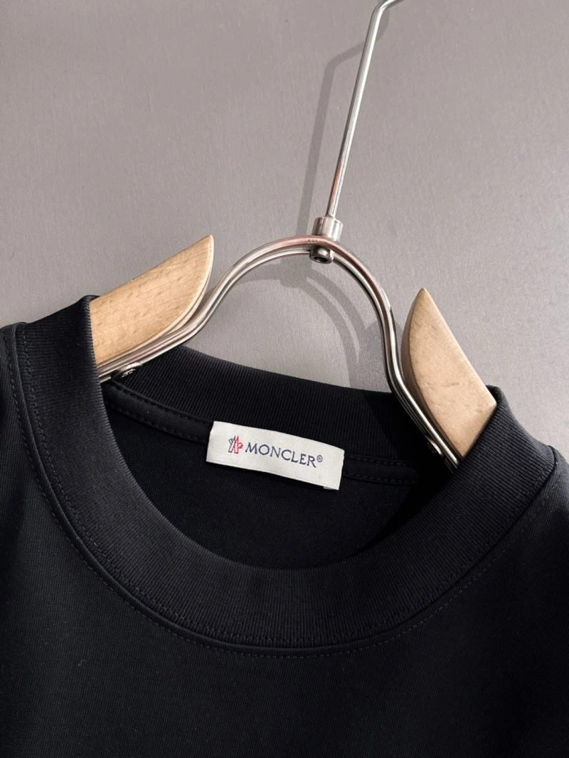 Unique Moncler T-Shirts 141398