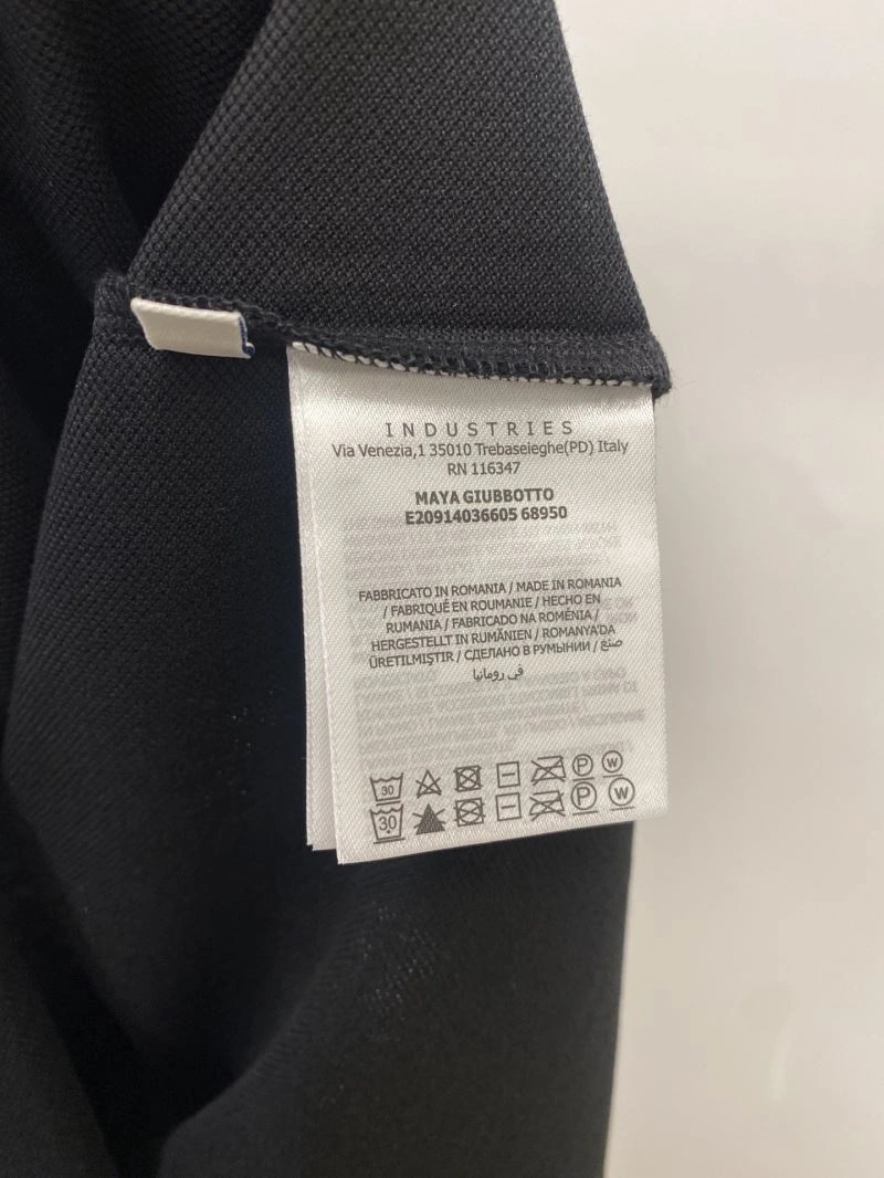 Moncler T-Shirts Comfortable 141404