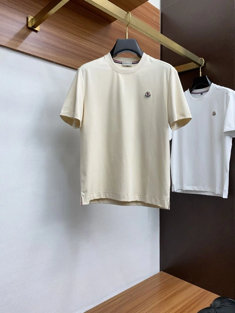 Flexible Moncler T-Shirts 141394