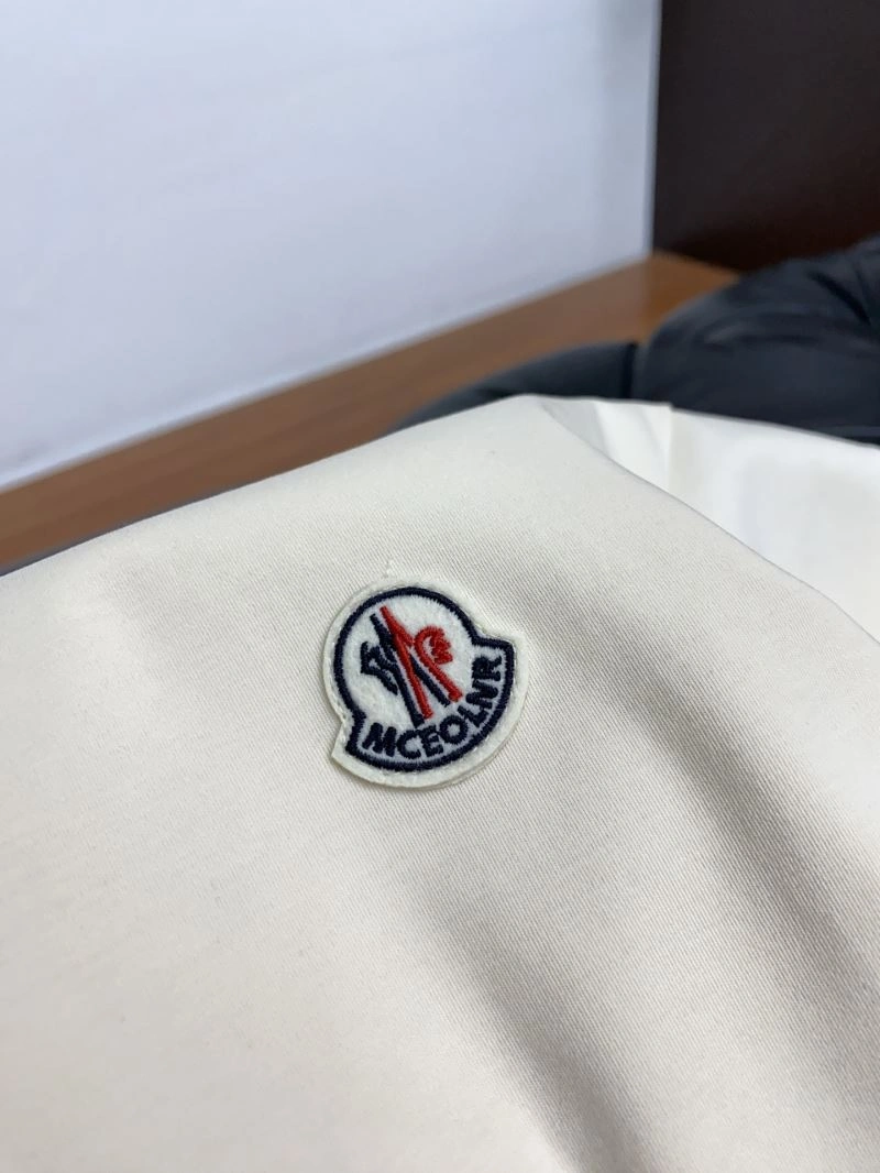 Flexible Moncler T-Shirts 141394