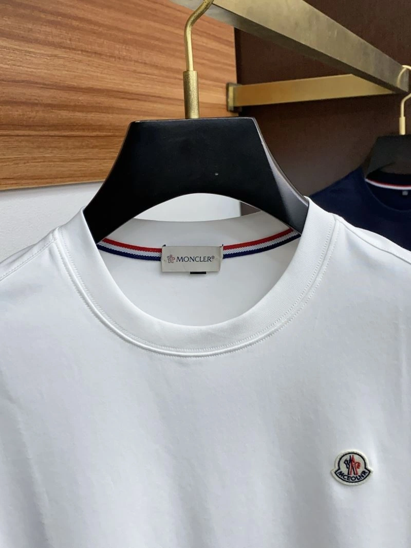 Moncler T-Shirts ZipUp 141391