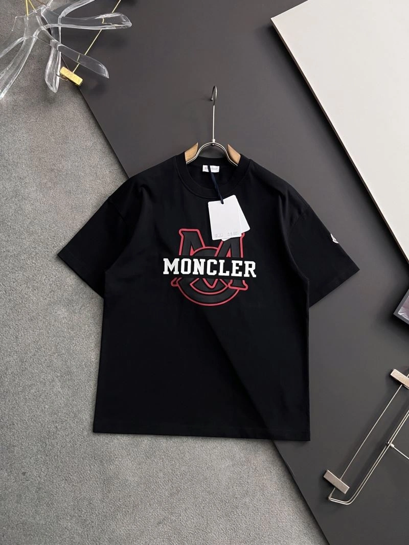 Moncler T-Shirts Durable 141420