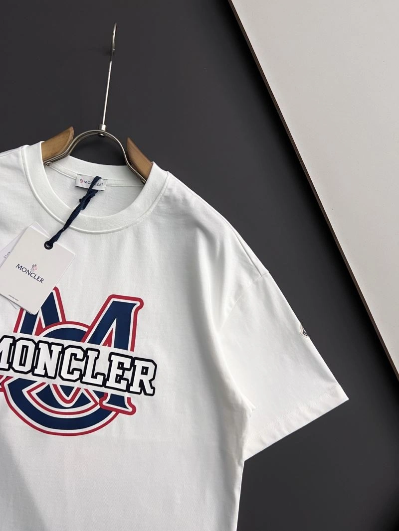 Moncler T-Shirts Durable 141420