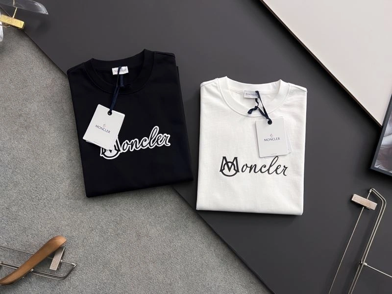 Moncler T-Shirts Reliable 141392