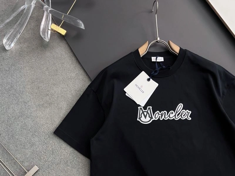 Moncler T-Shirts Reliable 141392