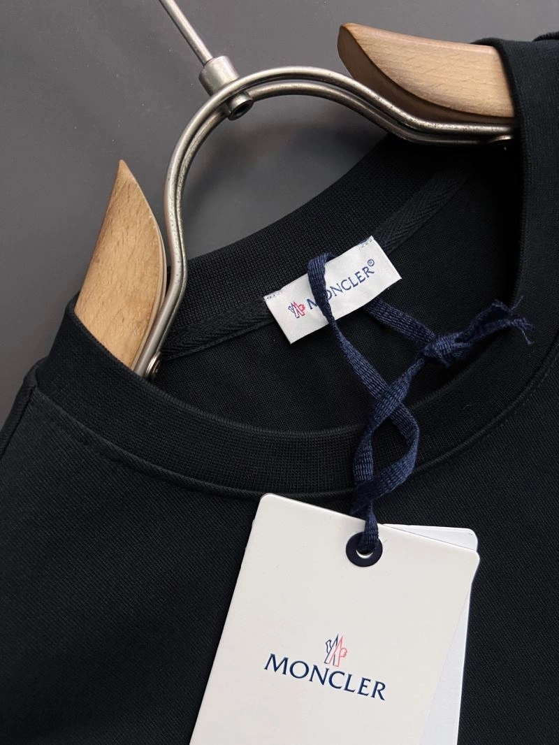 Moncler T-Shirts Reliable 141392