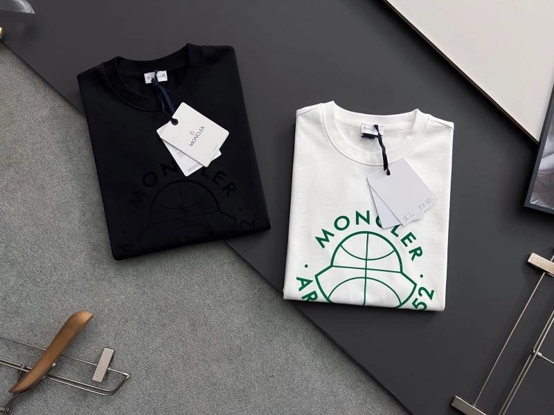 Practical Moncler T-Shirts 141423